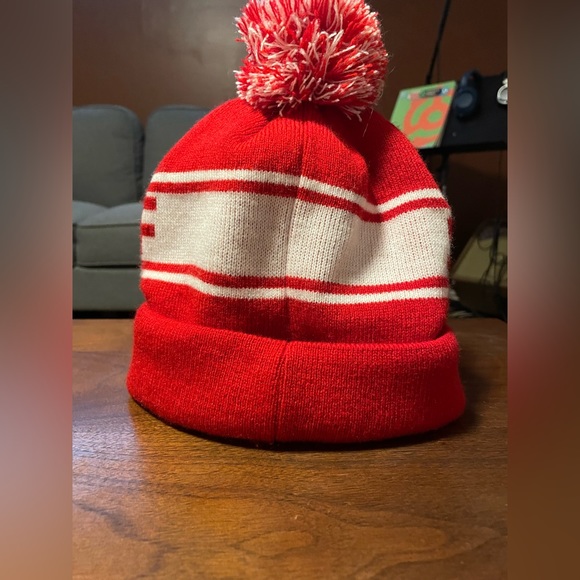 🍹 Smirnoff Hoser Toque With Pom Pom 🍹 - Picture 3 of 4